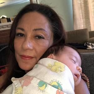 Meet your Posher, Lorie